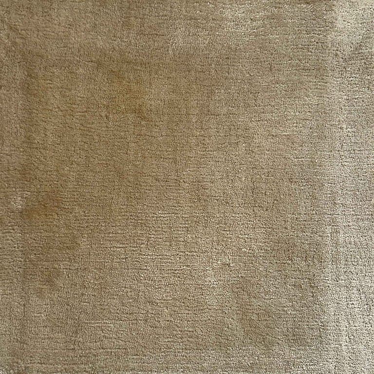 Aura 102 – Plain Collection · handgeknüpfter Designerteppich von NEGRA Zürich