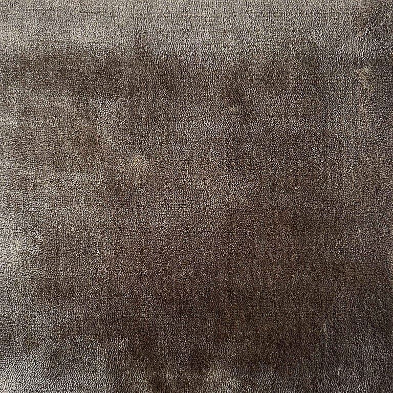 Aura 202 – Plain Collection · handgeknüpfter Designerteppich von NEGRA Zürich