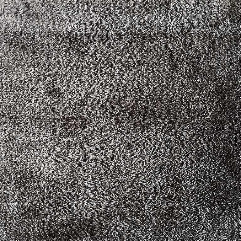 Aura 203 – Plain Collection · handgeknüpfter Designerteppich von NEGRA Zürich