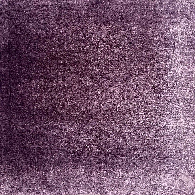 Aura 402 – Plain Collection · handgeknüpfter Designerteppich von NEGRA Zürich