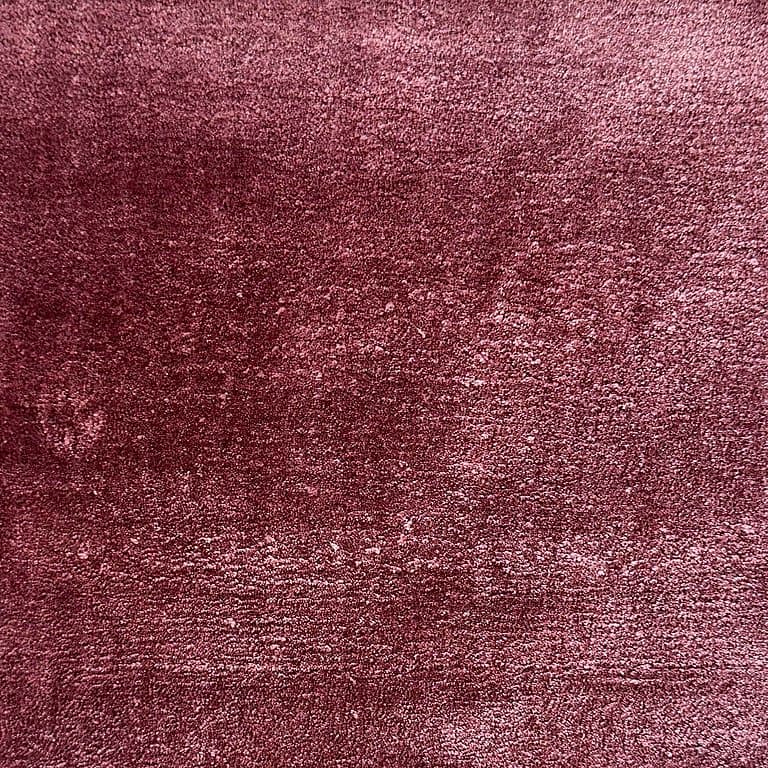 Aura 404 – Plain Collection · handgeknüpfter Designerteppich von NEGRA Zürich