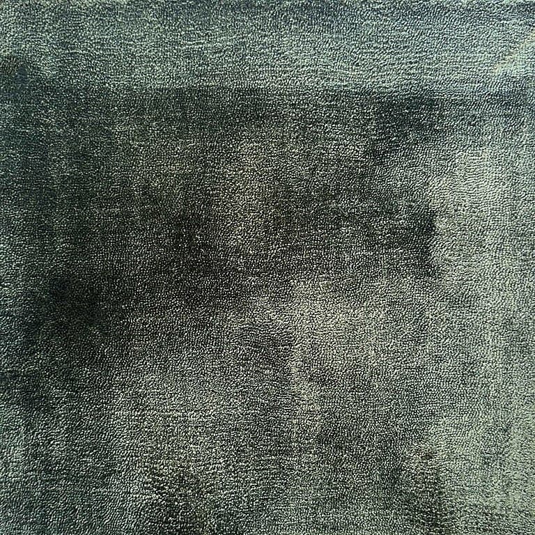 Aura 505 – Plain Collection · handgeknüpfter Designerteppich von NEGRA Zürich