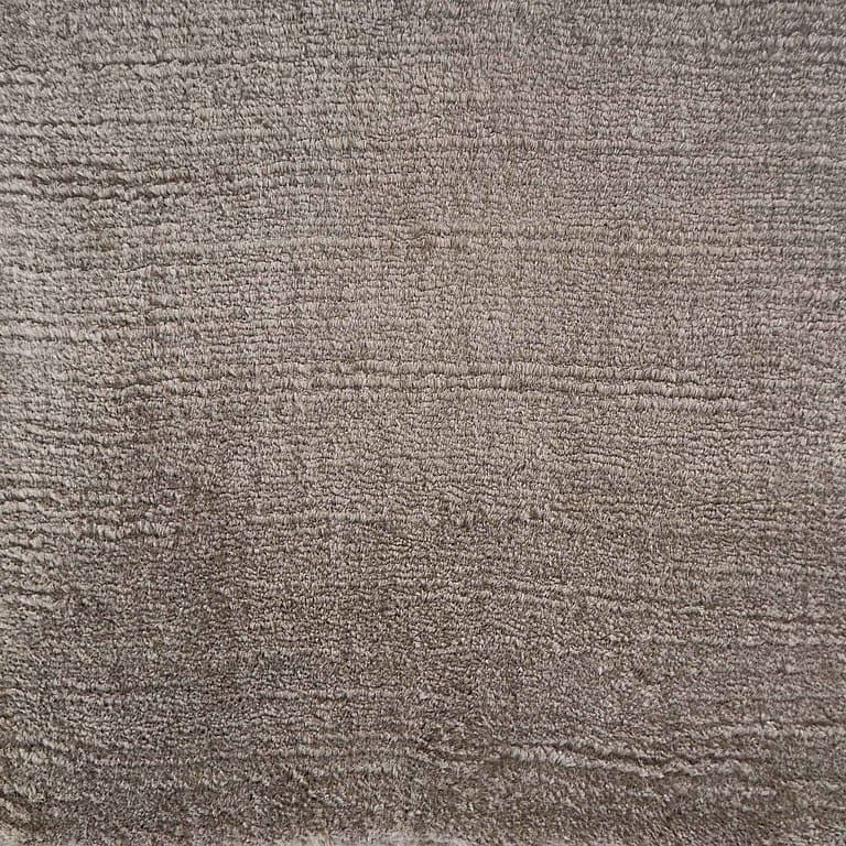 Aura Alpaca 103 – Plain Collection · handgeknüpfter Designerteppich von NEGRA Zürich