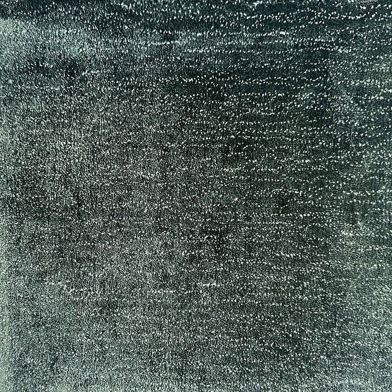 Aura Dots 505 – Plain Collection · handgeknüpfter Designerteppich von NEGRA Zürich