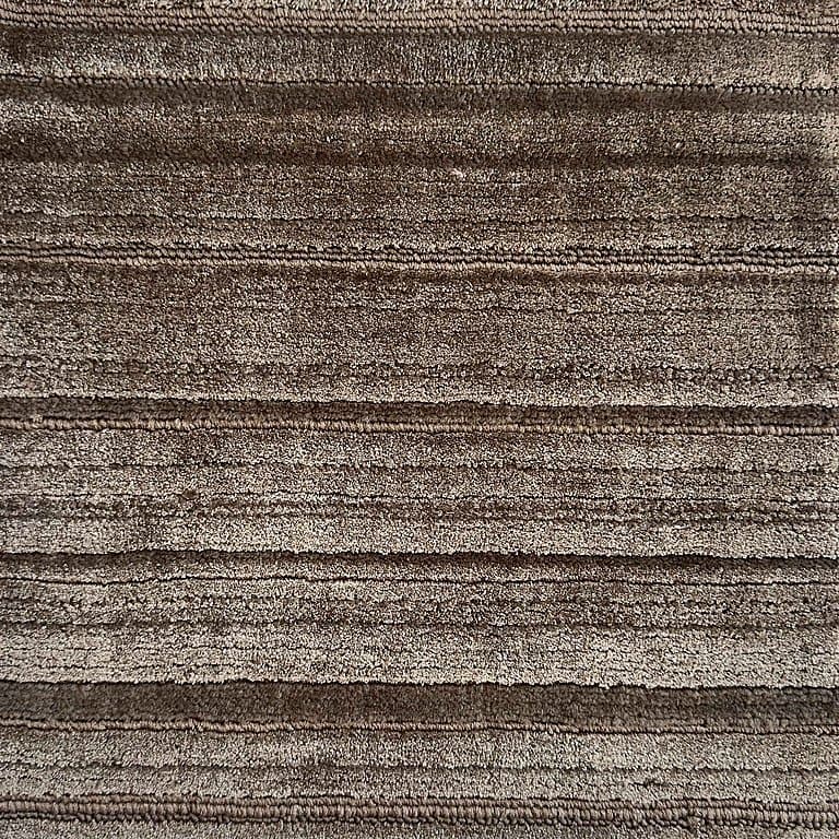 Aura Merino 202 – Plain Collection · handgeknüpfter Designerteppich von NEGRA Zürich