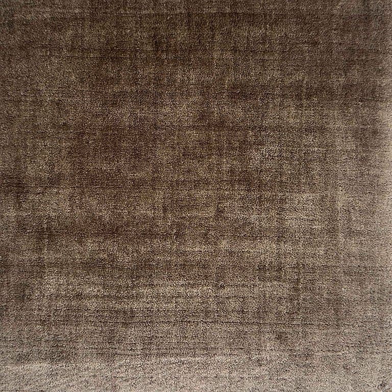 Aura Silk 202 – Plain Collection · handgeknüpfter Designerteppich von NEGRA Zürich