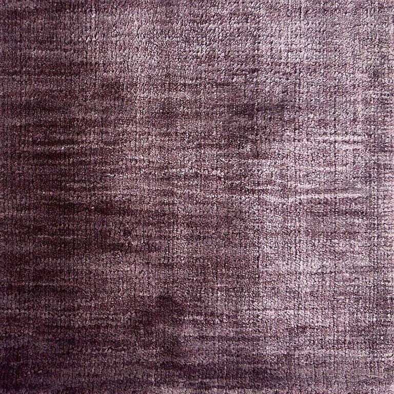 Aura Stripes 402 – Plain Collection · handgeknüpfter Designerteppich von NEGRA Zürich