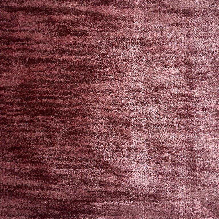 Aura Stripes 404 – Plain Collection · handgeknüpfter Designerteppich von NEGRA Zürich