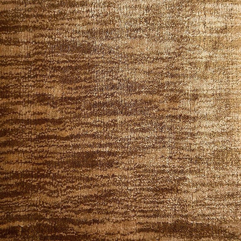 Aura Stripes 502 – Plain Collection · handgeknüpfter Designerteppich von NEGRA Zürich