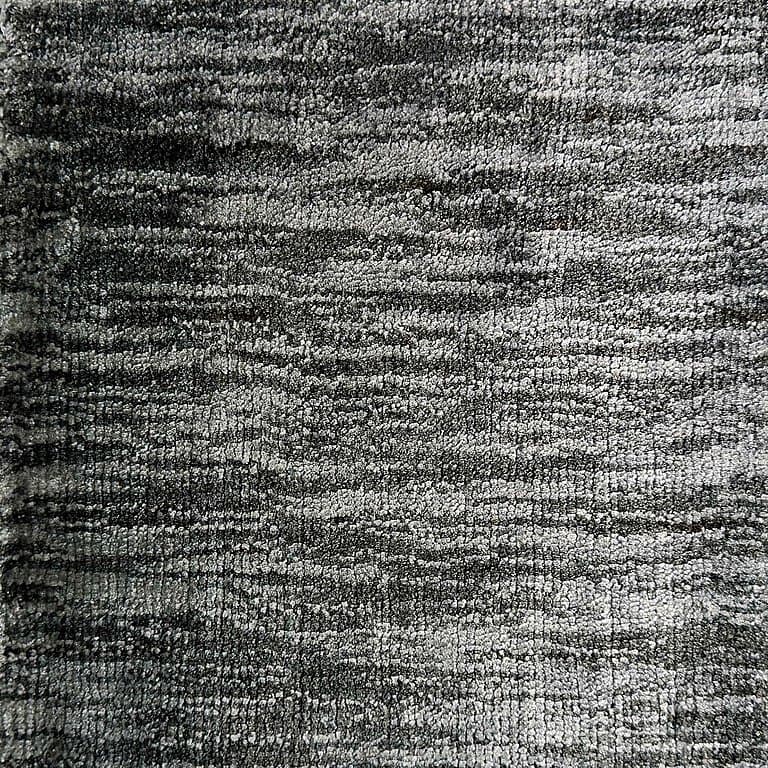 Aura Stripes 503 – Plain Collection · handgeknüpfter Designerteppich von NEGRA Zürich