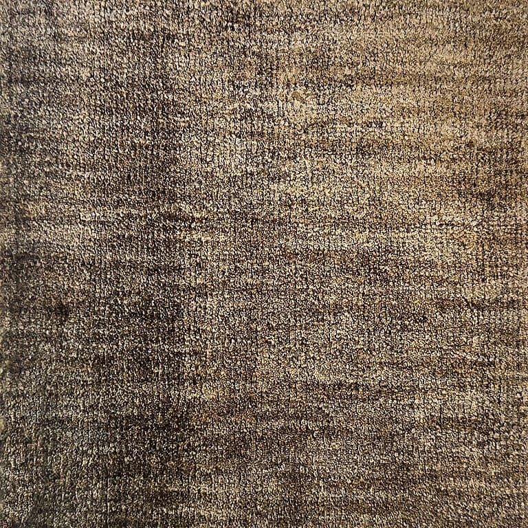 Aura Stripes 506 – Plain Collection · handgeknüpfter Designerteppich von NEGRA Zürich