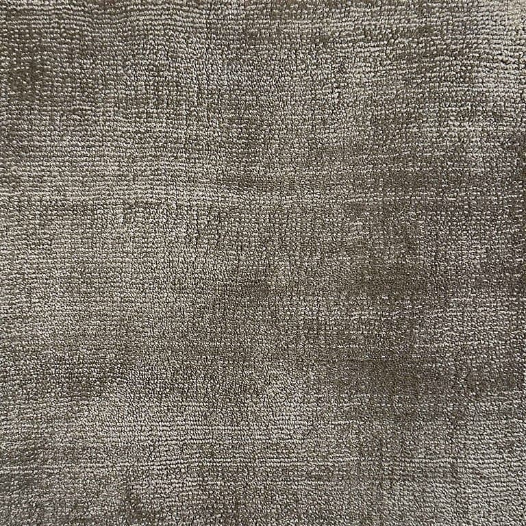 Aura Swatch 201 – Plain Collection · handgeknüpfter Designerteppich von NEGRA Zürich