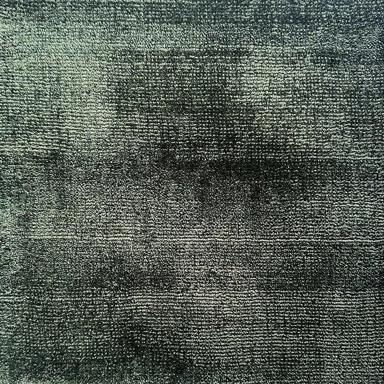 Aura Swatch 505 – Plain Collection · handgeknüpfter Designerteppich von NEGRA Zürich